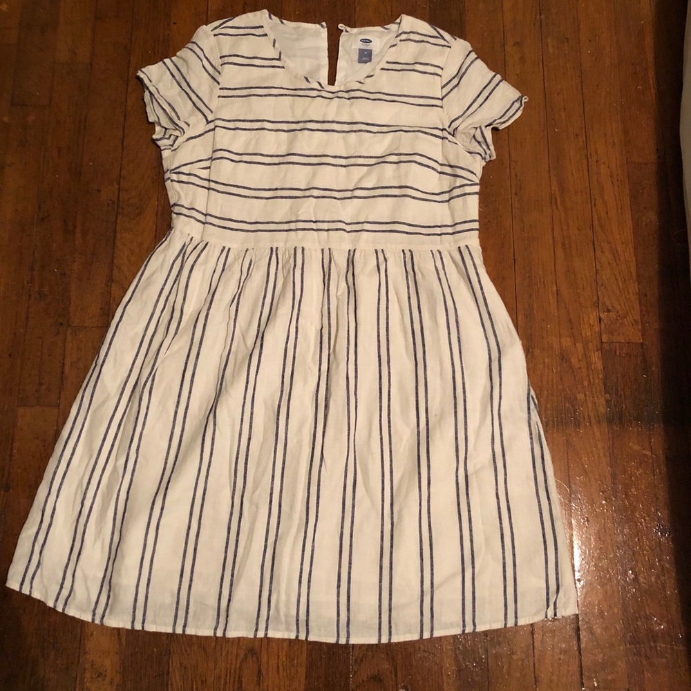 Old navy linen blue and white dress